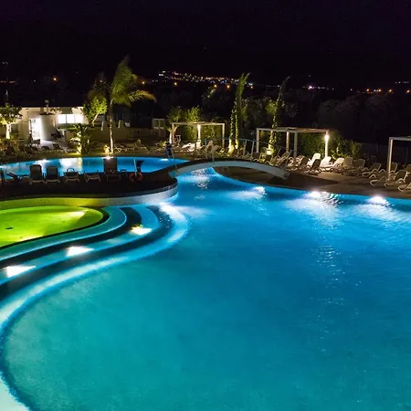 Prázdninový areál Villaggio Baia Del Monaco