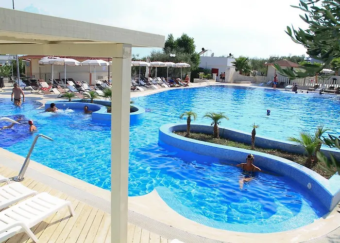 Villaggio Baia Del Monaco Üdülőpark 4*