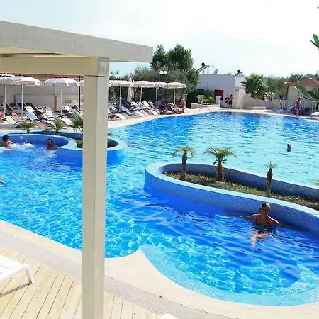 Villaggio Baia Del Monaco Parque de vacaciones 4*
