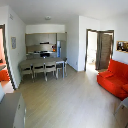 Villaggio Baia Del Monaco 4* 만프레도니아