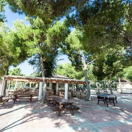 Villaggio Baia Del Monaco منتزه العطل 4*